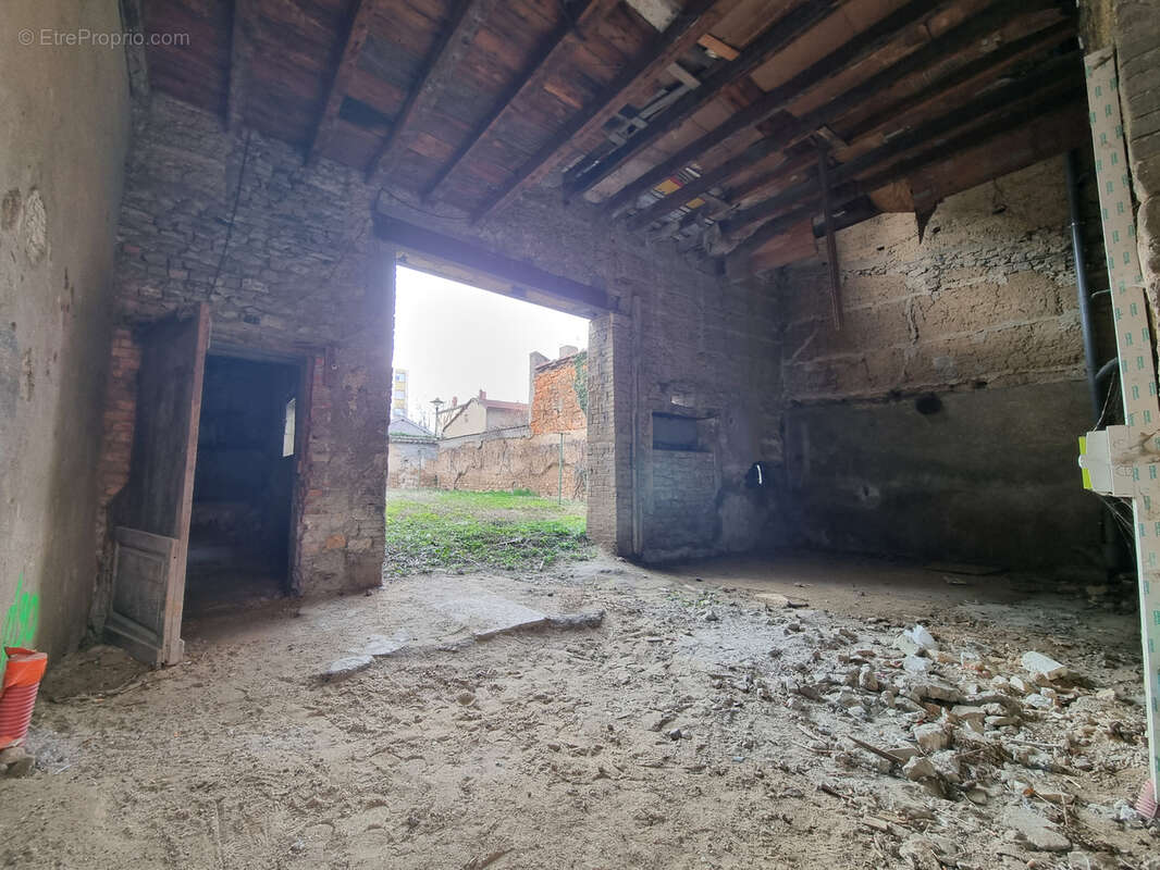 Maison à VILLEFRANCHE-SUR-SAONE