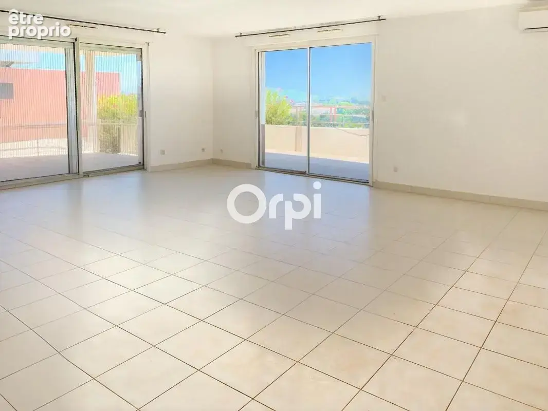 Rooftop t5 de 112 m² – dernier étage – 90 m² de terrasses – vue dégagée – 2 parkings - cave - photo 8