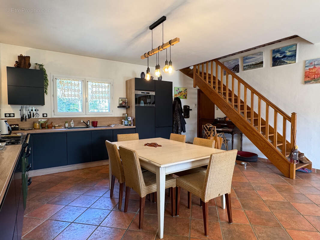 Maison à LES OLLIERES-SUR-EYRIEUX