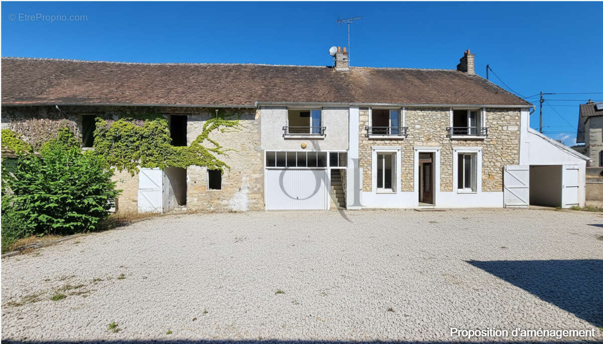 Maison à SAINT-PIERRE-LES-NEMOURS