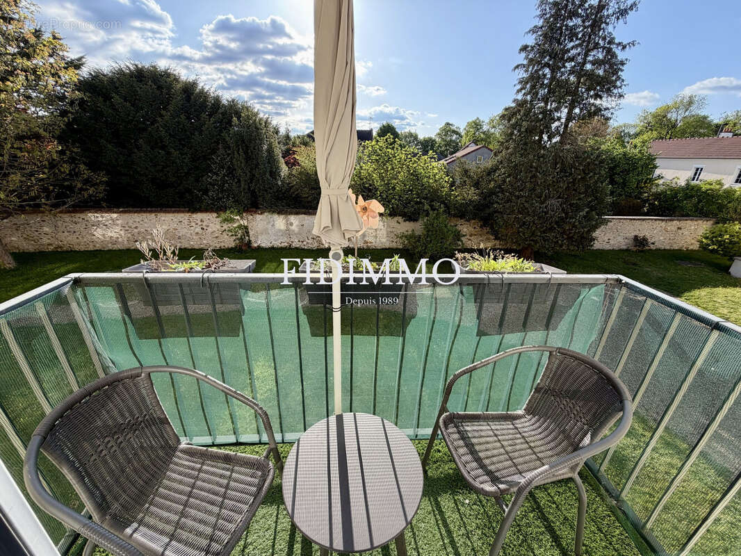Appartement à CHENNEVIERES-SUR-MARNE