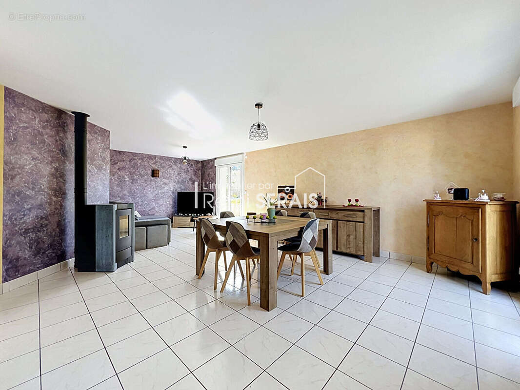 Maison 4 pièces à vendre à Champsecret - Exclusivité - photo 4