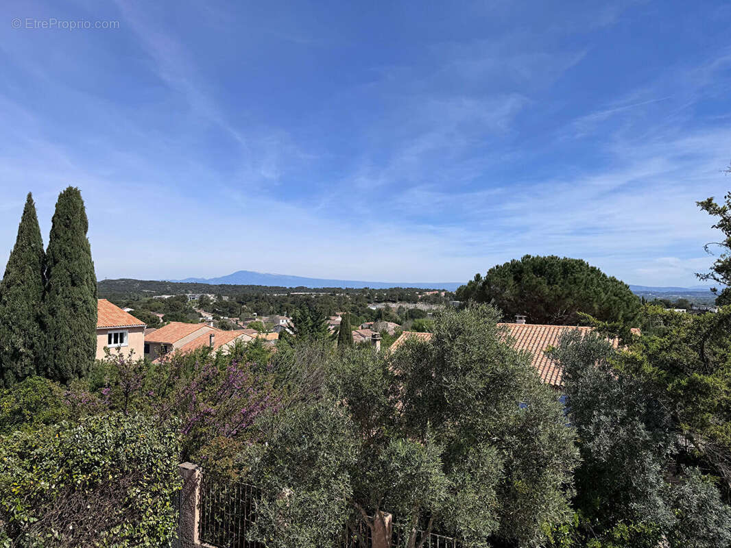 Maison à VILLENEUVE-LES-AVIGNON