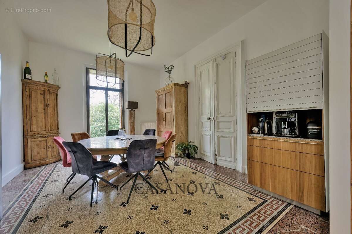 Maison à AIGUES-VIVES