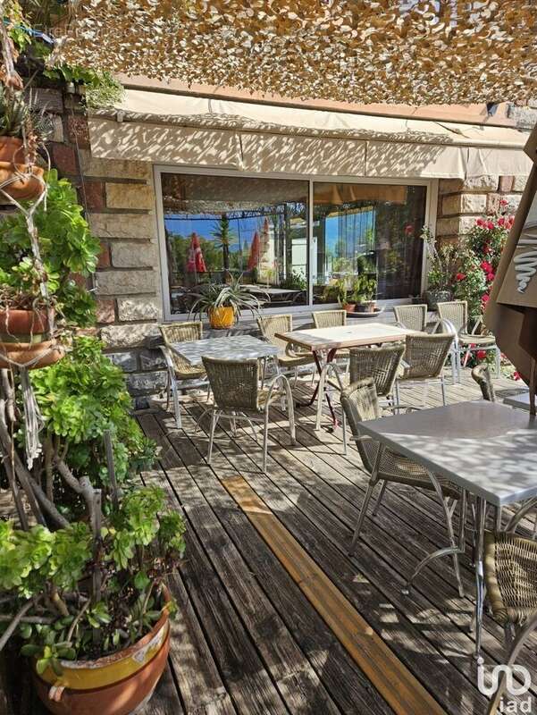 Photo 8 - Commerce à LE SAUZE-DU-LAC