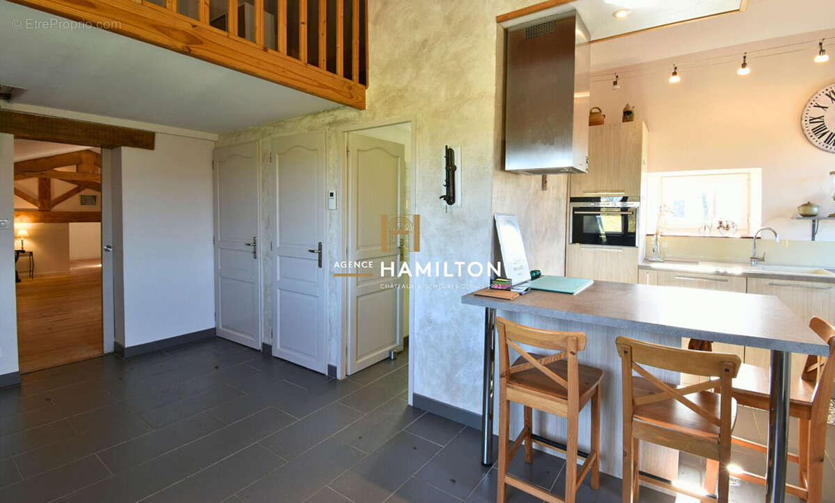 Maison de bourg en pierre avec piscine - habitable de suite - photo 12