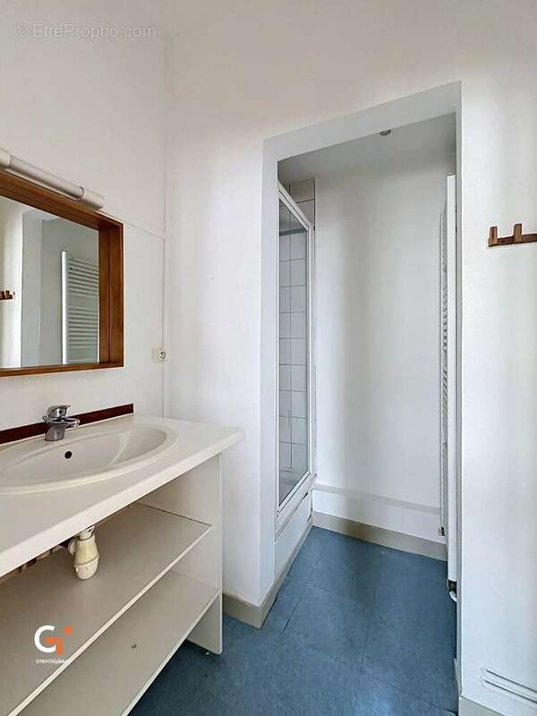 Immeuble de rapport – 4 appartements t2 – place saint marc. - photo 7