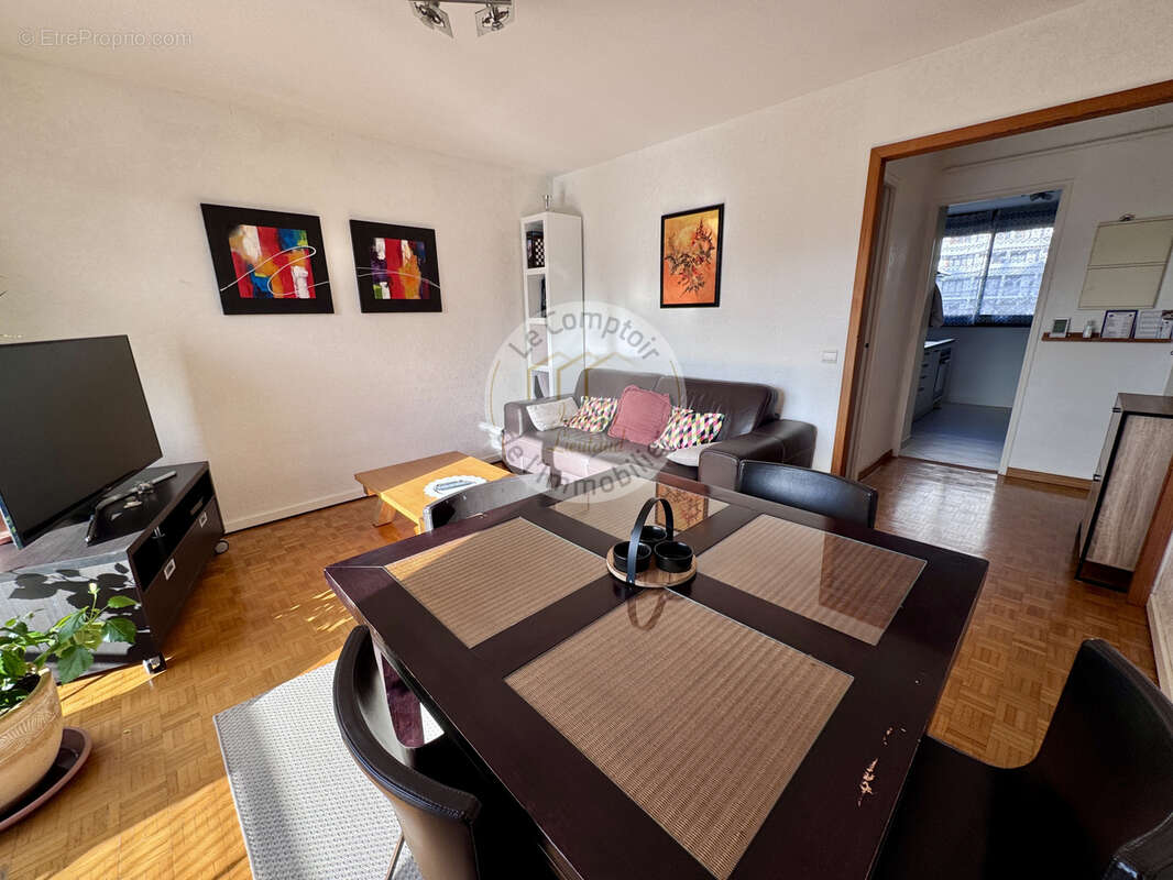Appartement à MARSEILLE-9E