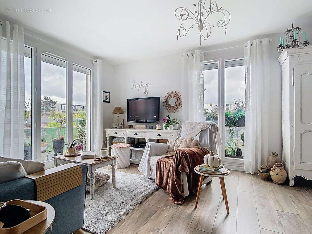 Photo 3 - Appartement à OZOIR-LA-FERRIERE