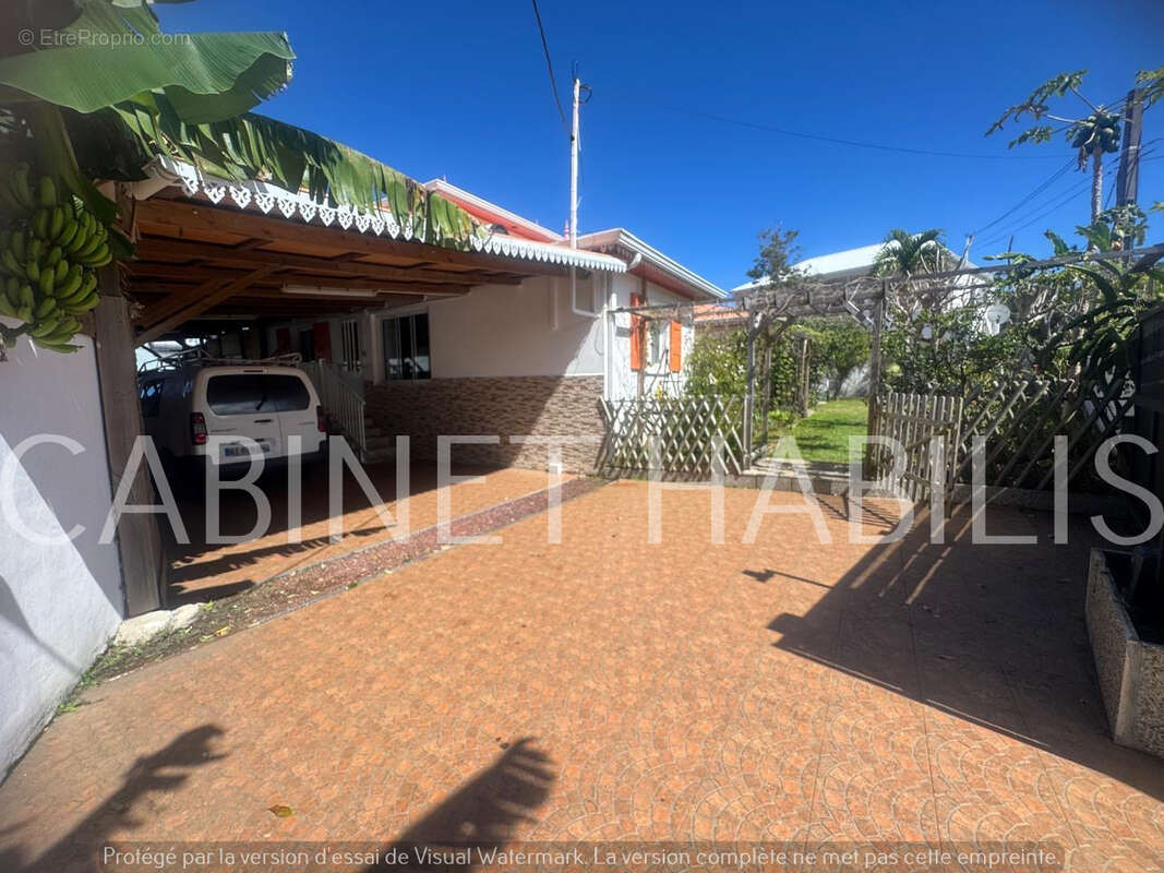 A vendre - une maison f4 de 111.37 m2 environ - saint-joseph - 385 000 € - photo 24
