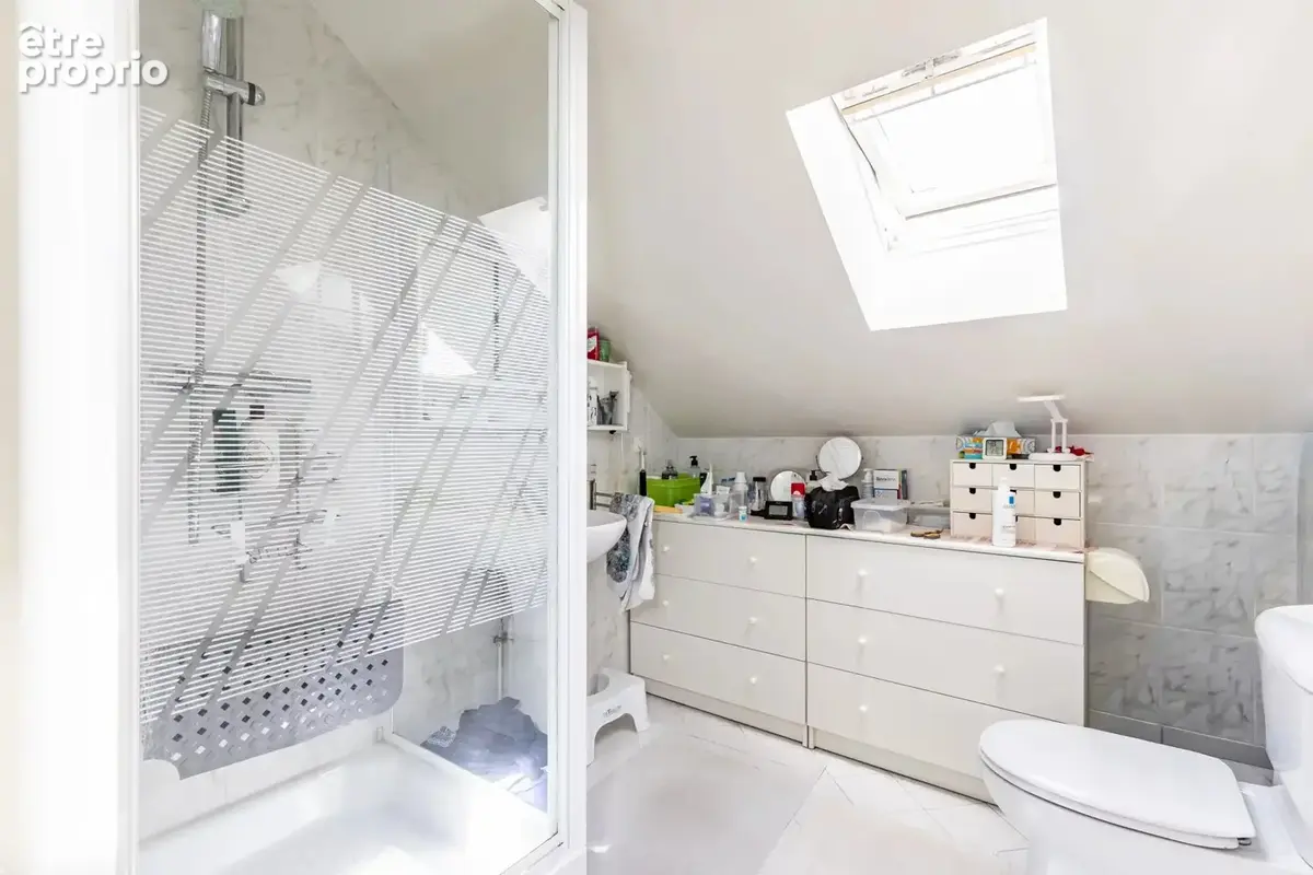 Viroflay rive droite - jolie maison au calme - photo 13