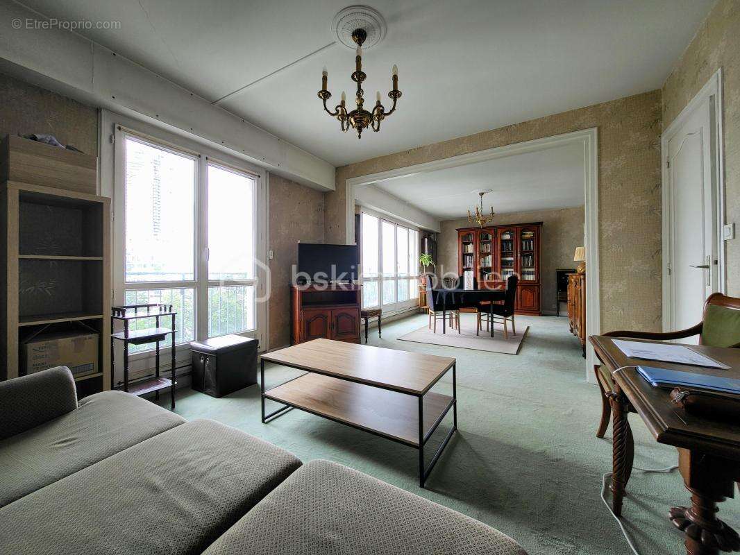 Appartement à PARIS-15E