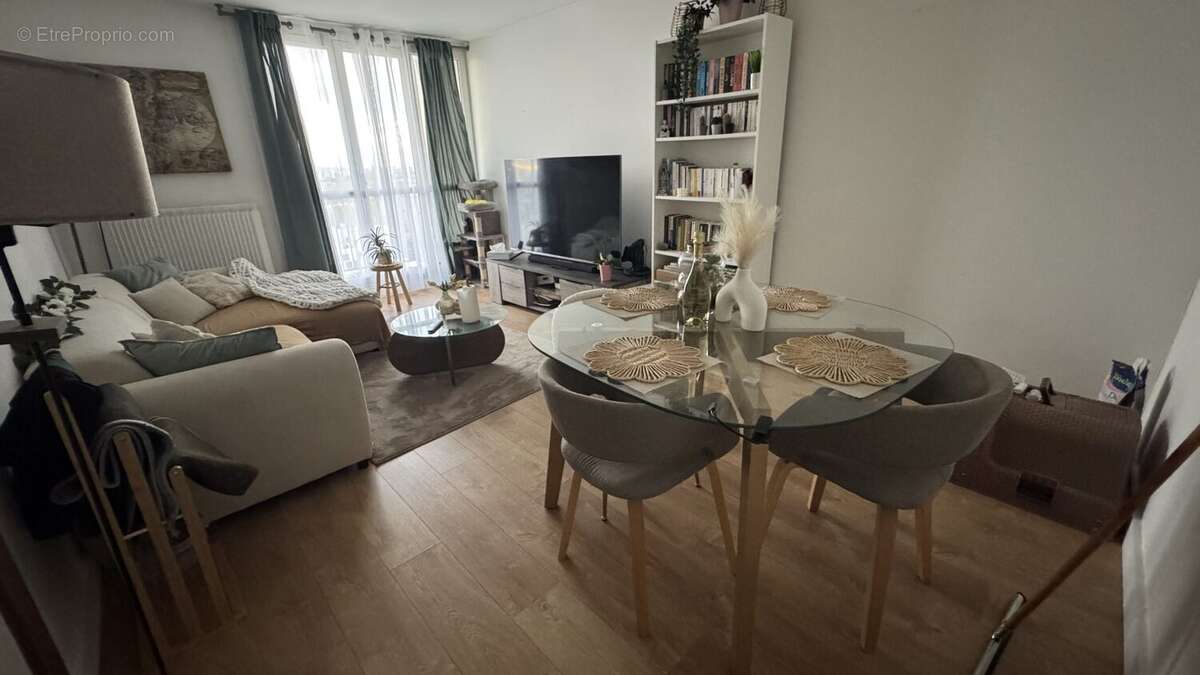Appartement 63 m² à La Courneuve  - photo 4