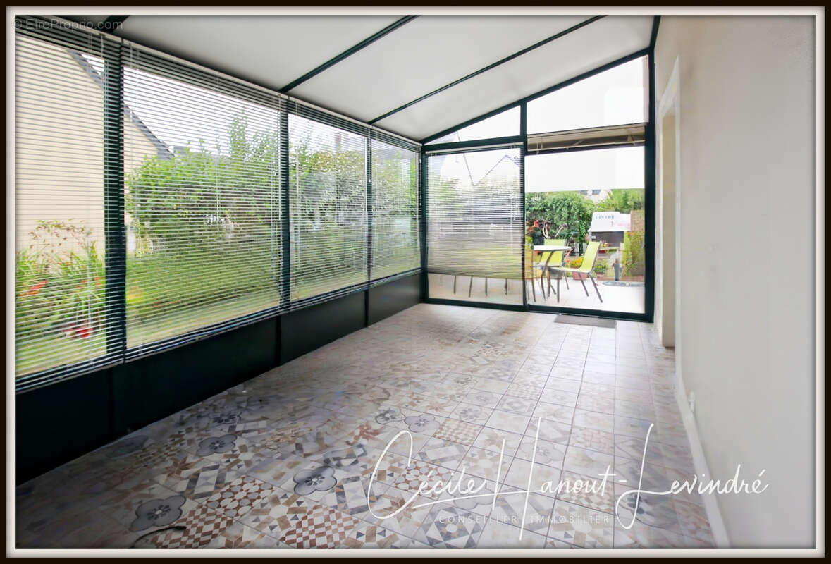 DINARD - Secteur Sud proche Centre équestre - Pavillon 1999 - 97,7 m2 + véranda 12m2 + grenier 15 m2 - terrain - photo 15