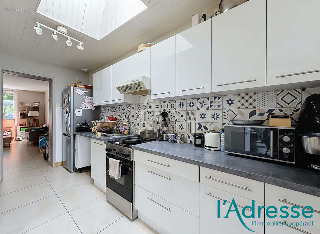 Maison de ville à vendre Ernée centre-ville 76 m², terrasse - photo 5