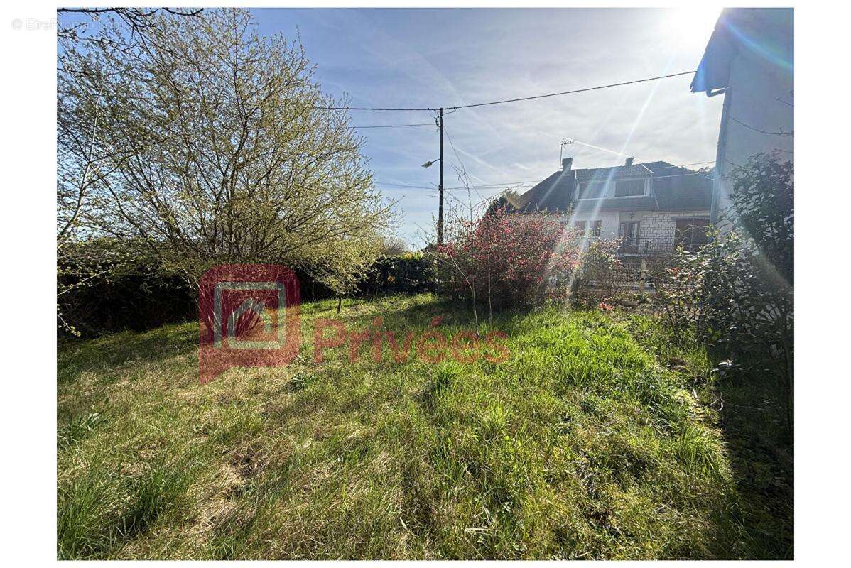 Maison à COSNE-COURS-SUR-LOIRE