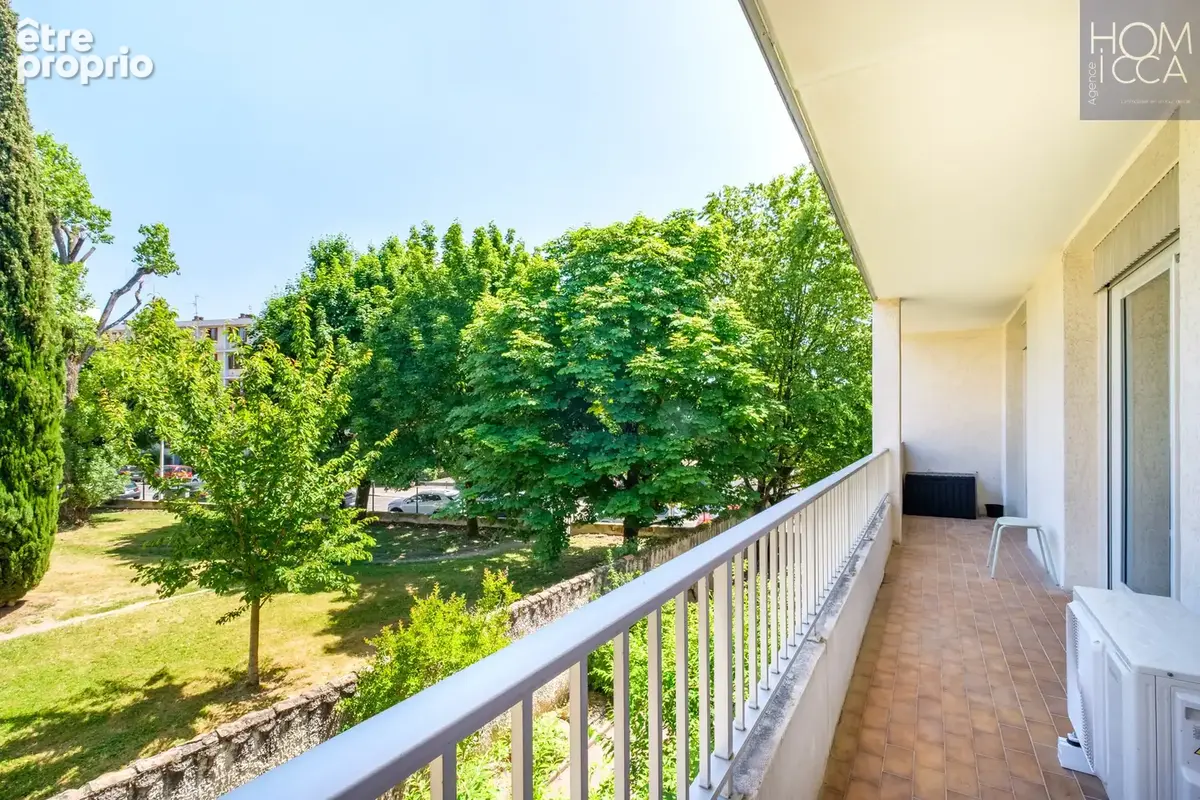 Lyon 5 point du jour appartement type 4 balcon a vivre traversant est/ouest cave garage - photo 2