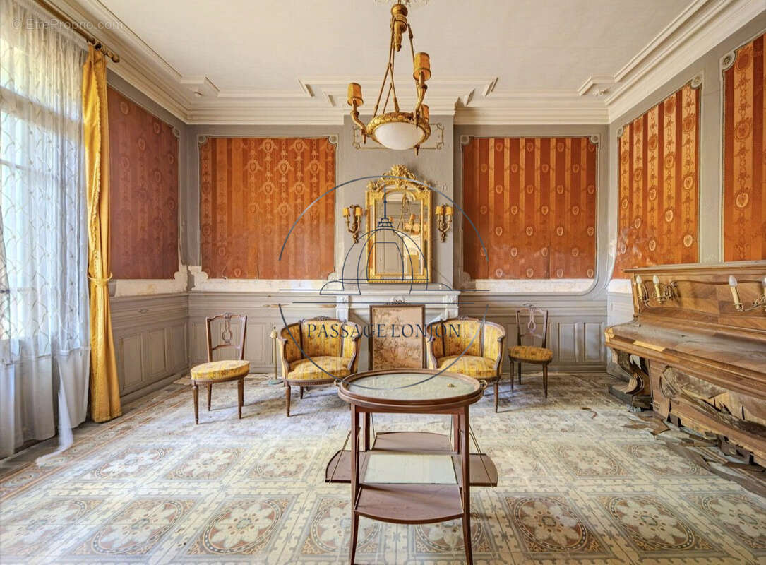 Maison à LUNEL-VIEL