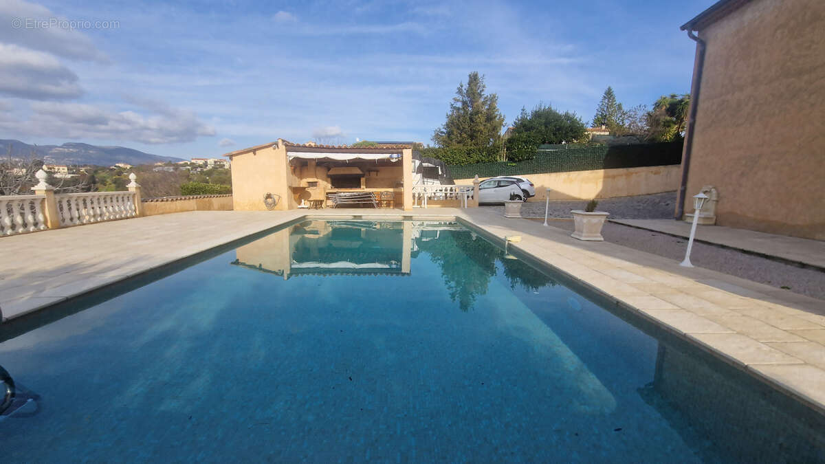 Maison à CAGNES-SUR-MER