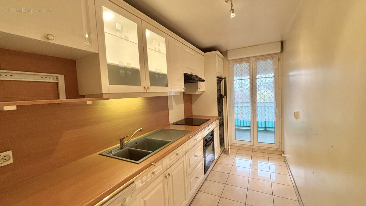 Appartement à SAINT-GRATIEN