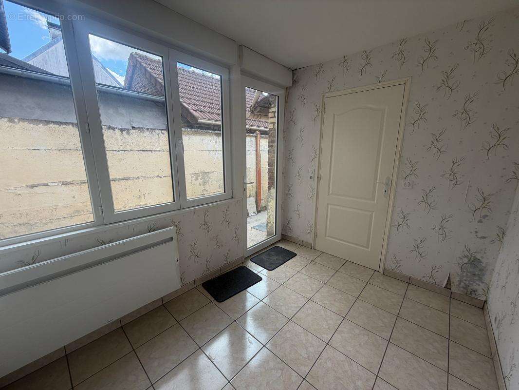 Maison à TERGNIER