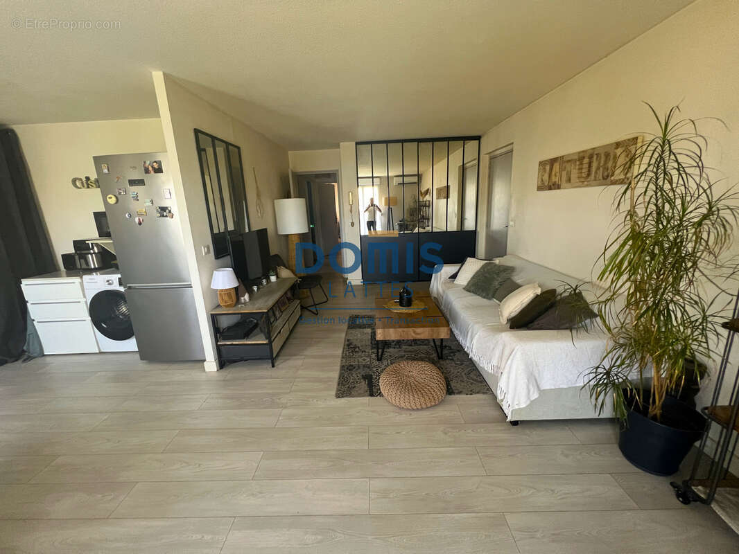 Appartement à LATTES