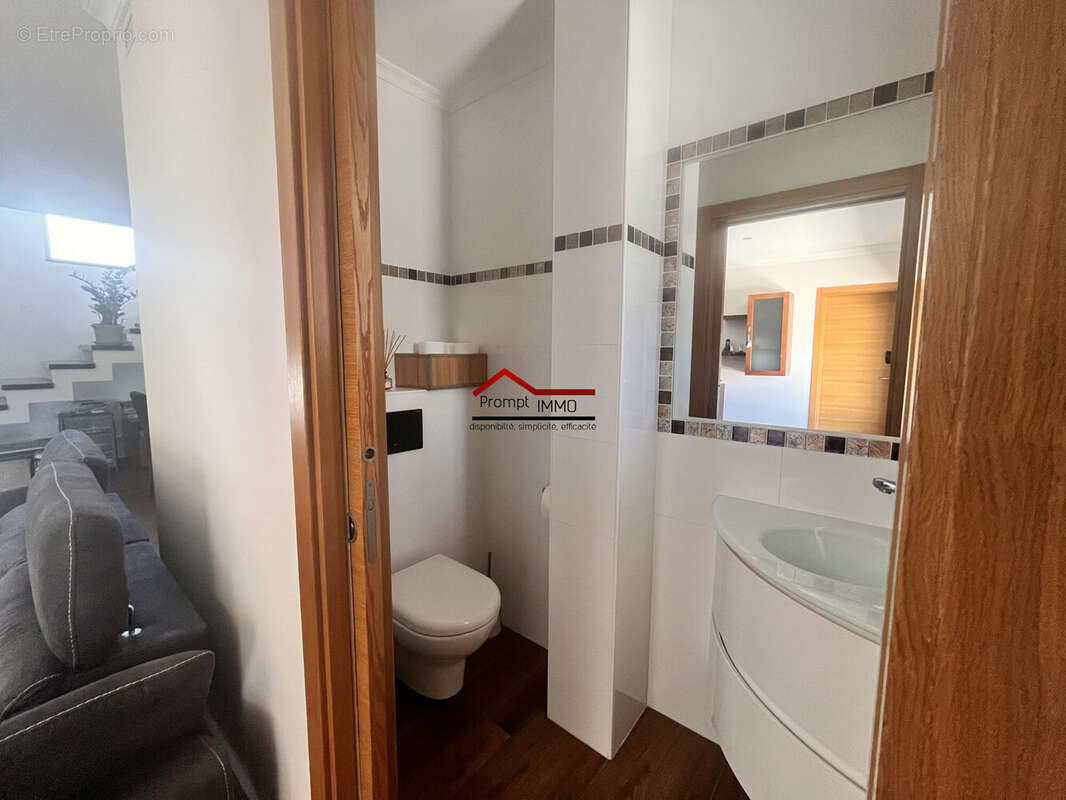 Maison à SAINT-LAURENT-DE-LA-SALANQUE