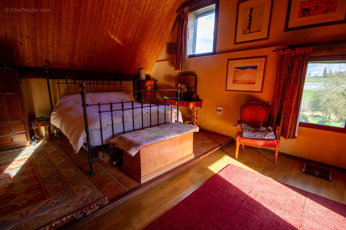 Maison à ISIGNY-LE-BUAT