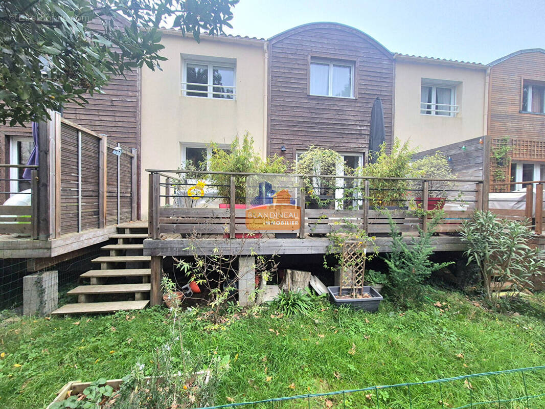 Maison à BOUGUENAIS