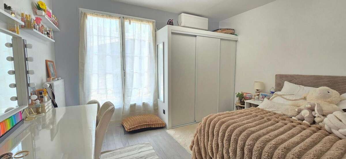 Chartres – pavillon familial 7 pièces – 4 chambres – grand séjour – jardin et garage - photo 9
