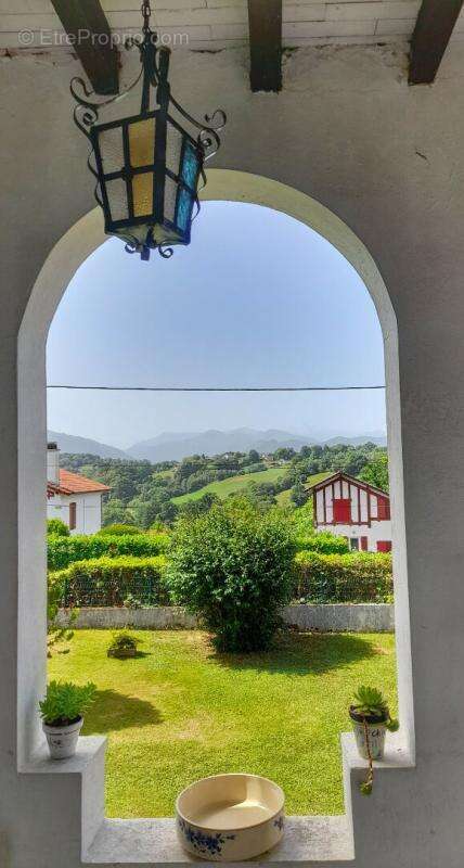 Maison de caractère avec panorama exceptionnel sur les Pyrénées - photo 4