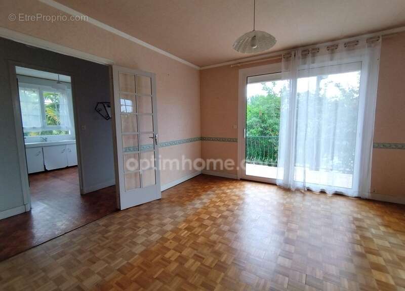 CHARENTE, VAL DE BONNIEURE, Maison sur sous-sol, 3 chambres, garage, terrain arboré 1457 m² - photo 5