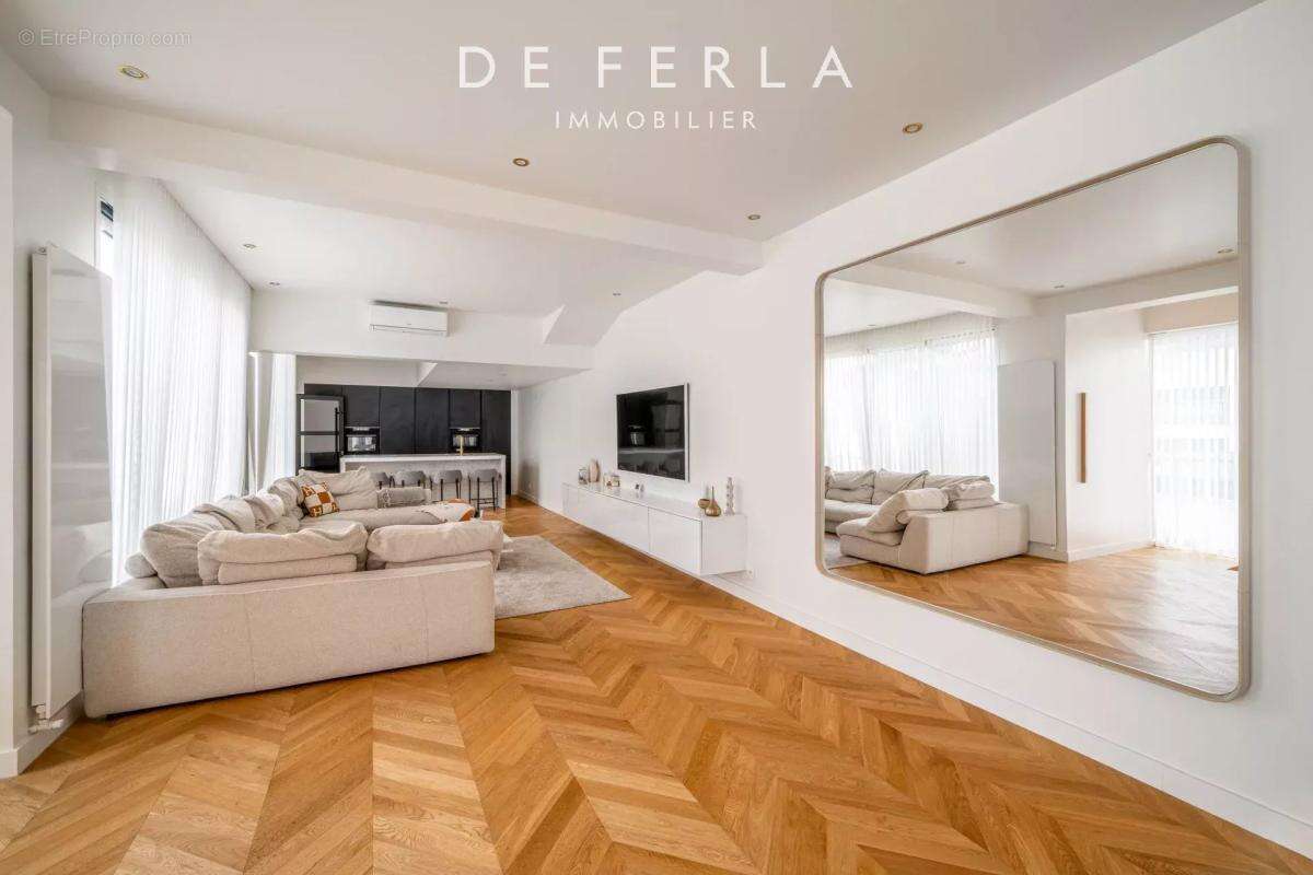 Maison à SAINT-MAUR-DES-FOSSES