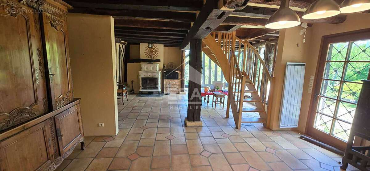 Maison à MONTPON-MENESTEROL