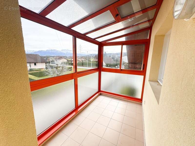 Appartement à REIGNIER