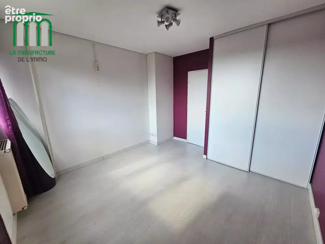 Appartement F3 - 64,94M2 - Cave - Saint-Etienne Secteur La Métare - photo 6