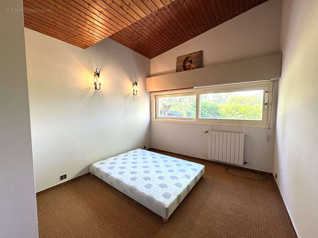 Villa 195 m²  - calme - terrain 1 646 m² - proche chambéry - photo 8