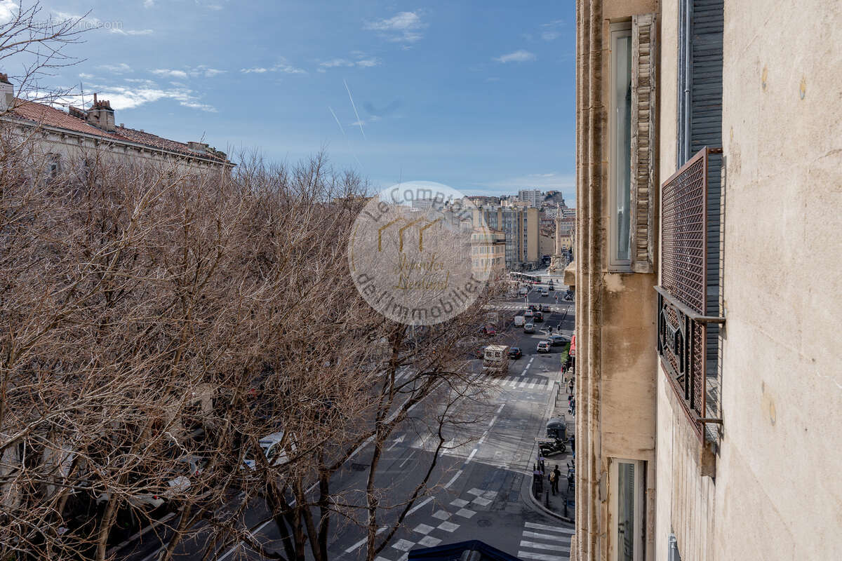 Appartement à MARSEILLE-6E