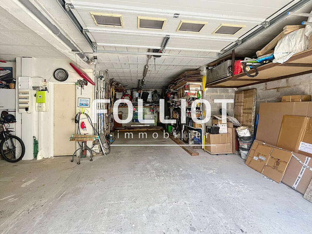 Maison à BRICQUEVILLE-SUR-MER