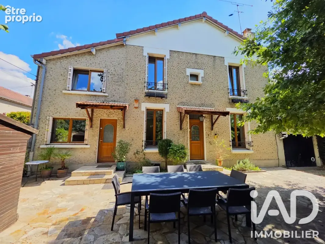 Photo 1 - Maison à SAINT-GERMAIN-LES-ARPAJON
