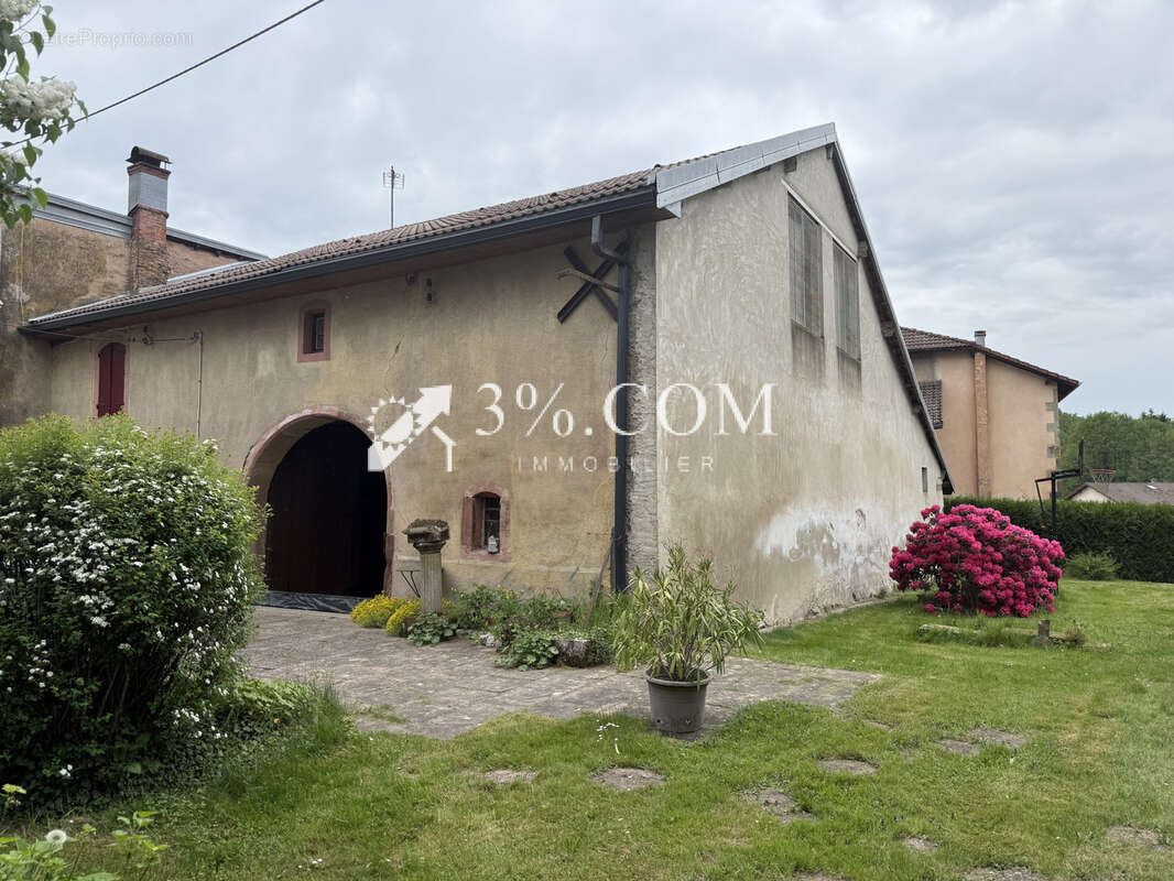 Ferme de village 196 m2 VIMENIL - photo 25