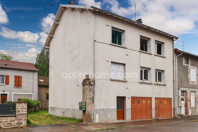 Appartement à CHATEAUPONSAC