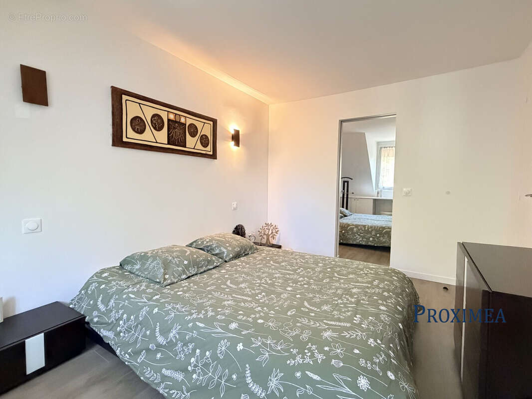 Maison à PONTAULT-COMBAULT