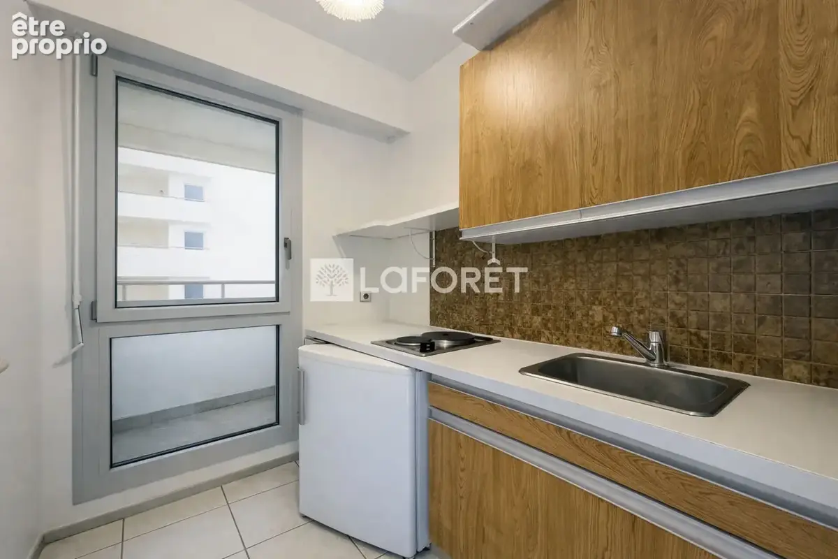 Royan Studio en rez-de-chaussée avec grand balcon  29 m² - photo 4