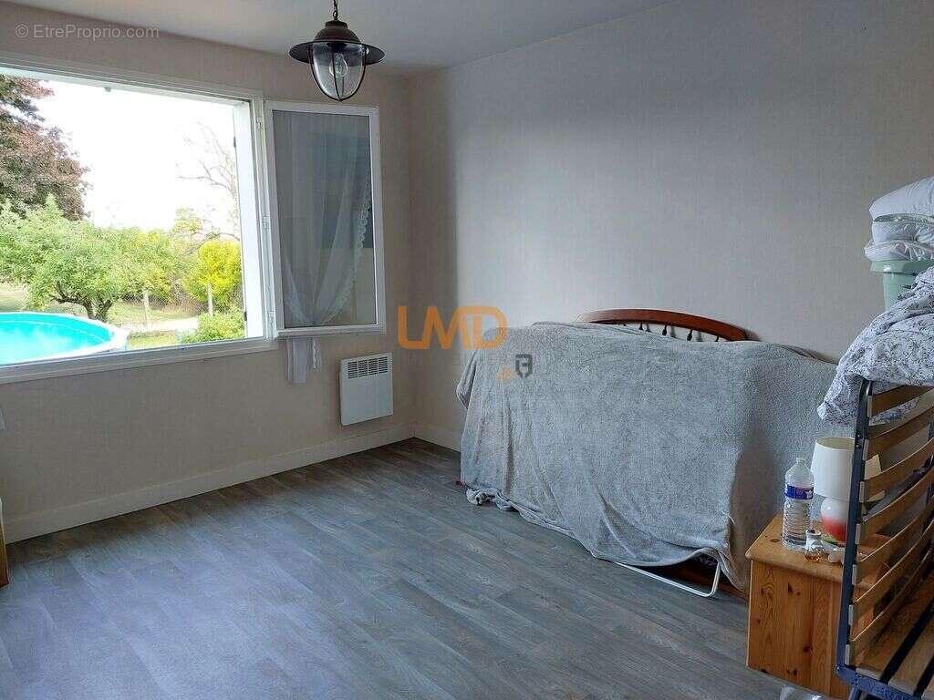 Bray sur Seine, maison 3 chambres avec sous-sol total et Piscine - photo 16