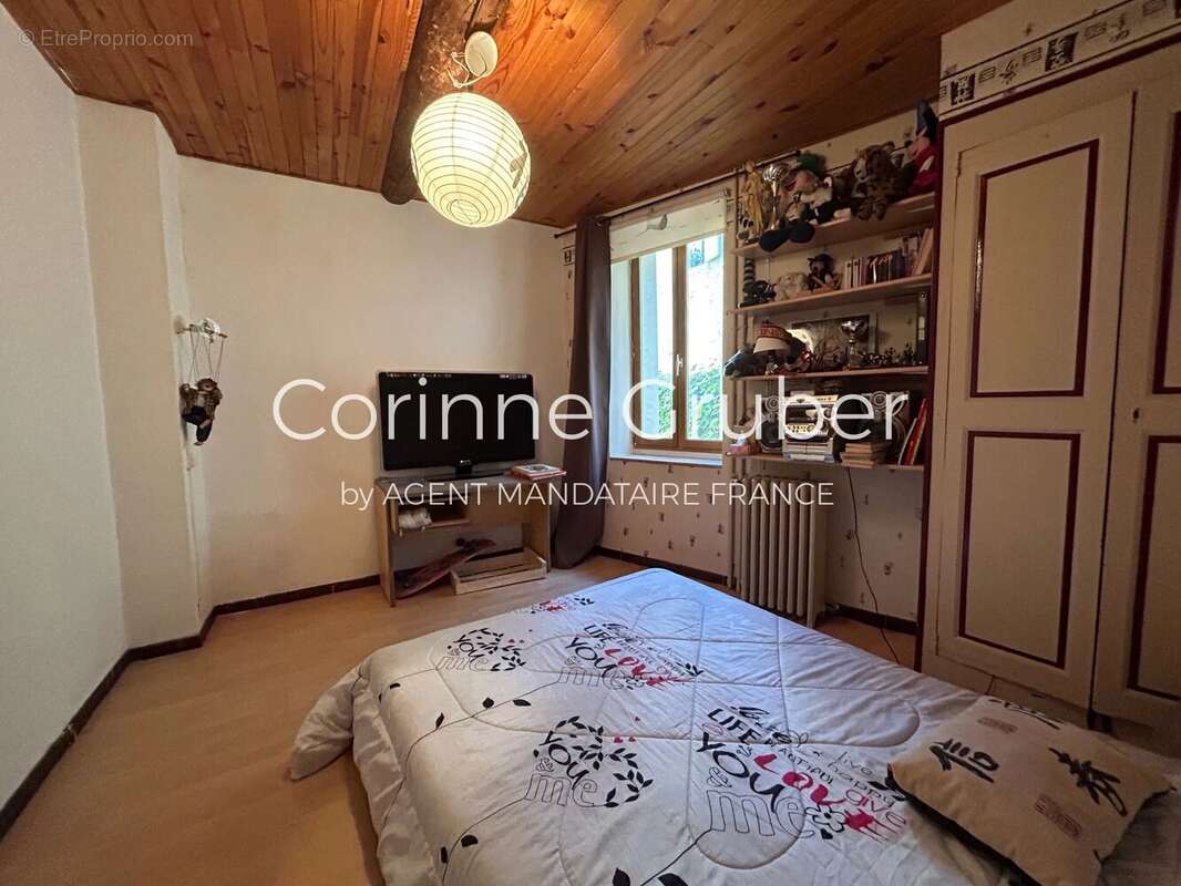 Appartement à MEZEL