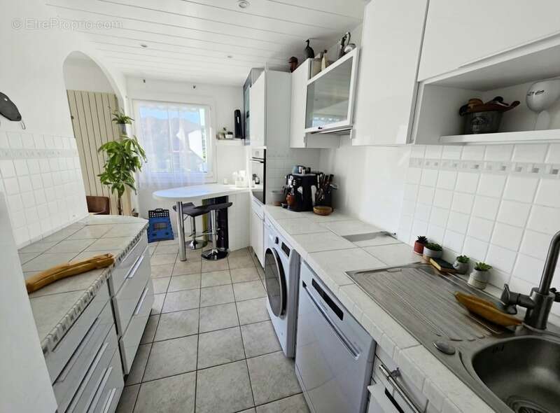 Appartement à MARSEILLE-10E