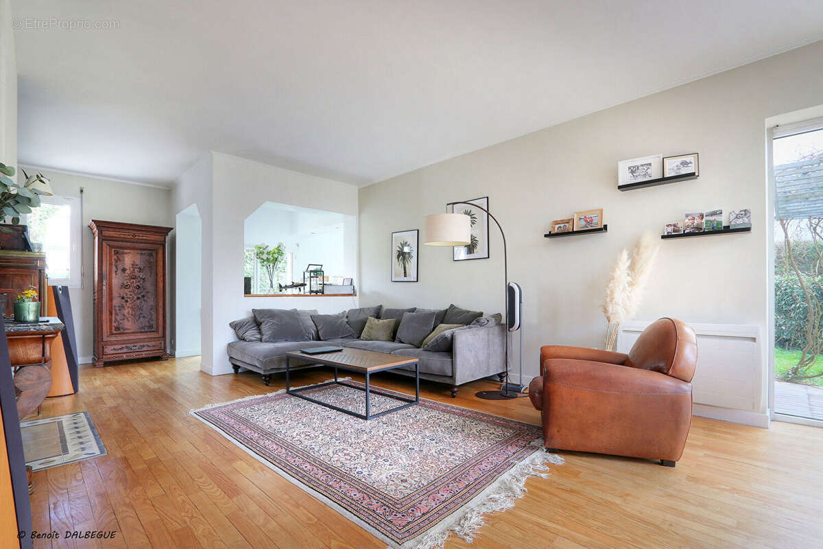 Maison Cesson Sévigné 8 pièce(s) 172 m2 - photo 5