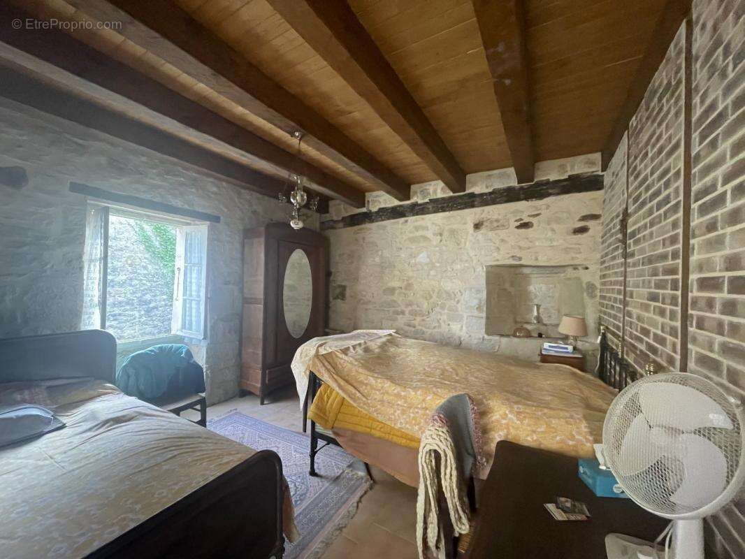 Maison à SAINT-ROBERT