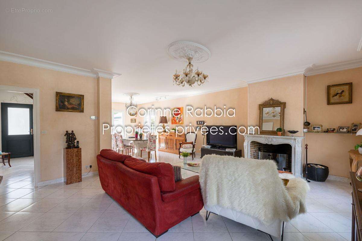 Maison à FENOUILLET